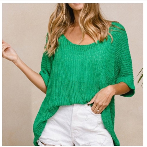 Fabulous Kelly Green Solid Open Knit Boxy Sweater With Pocket - Picture 1 of 3